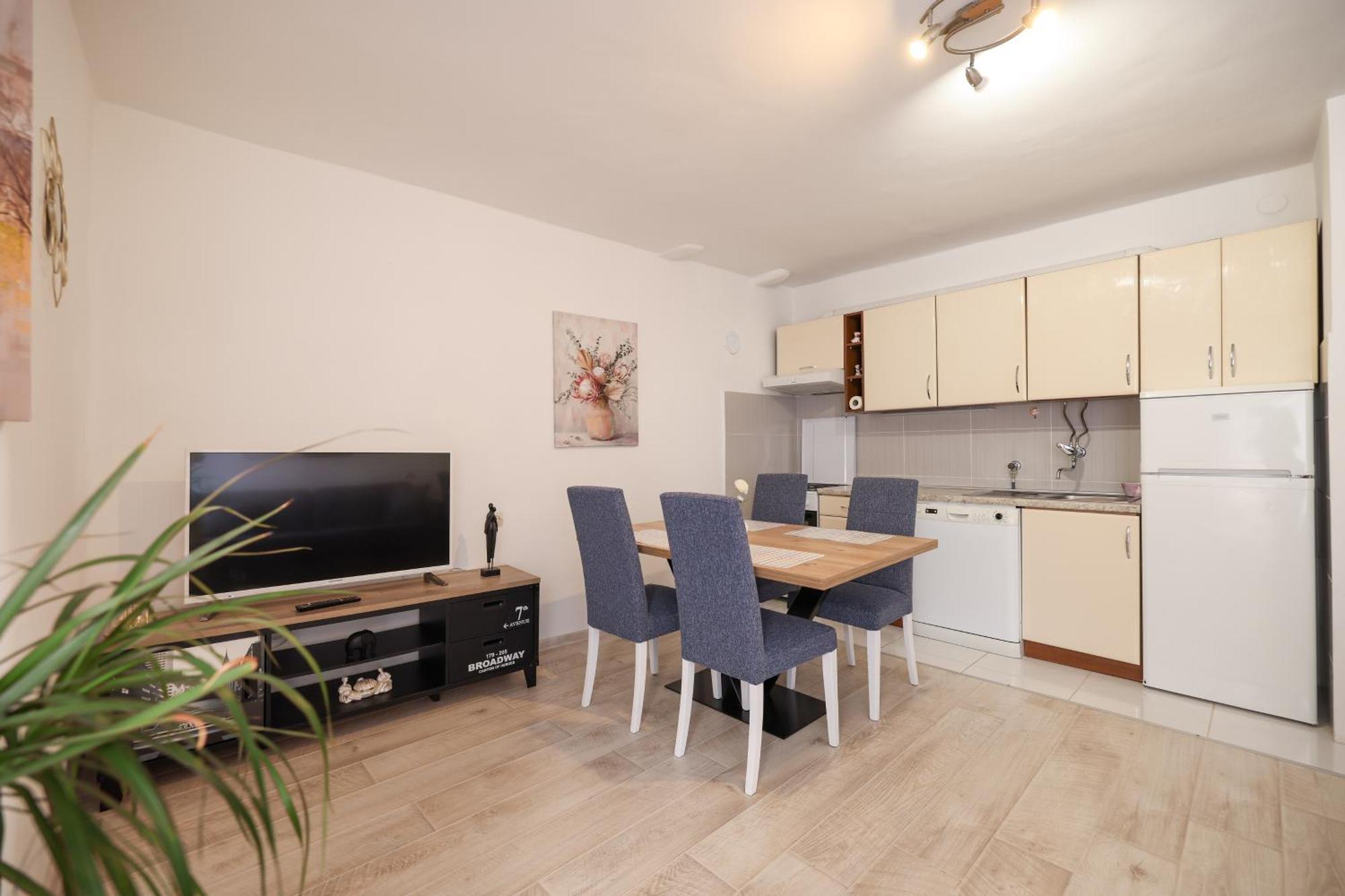 Viva - 2 Bedroom Apt In City Centar Zadar Exterior foto