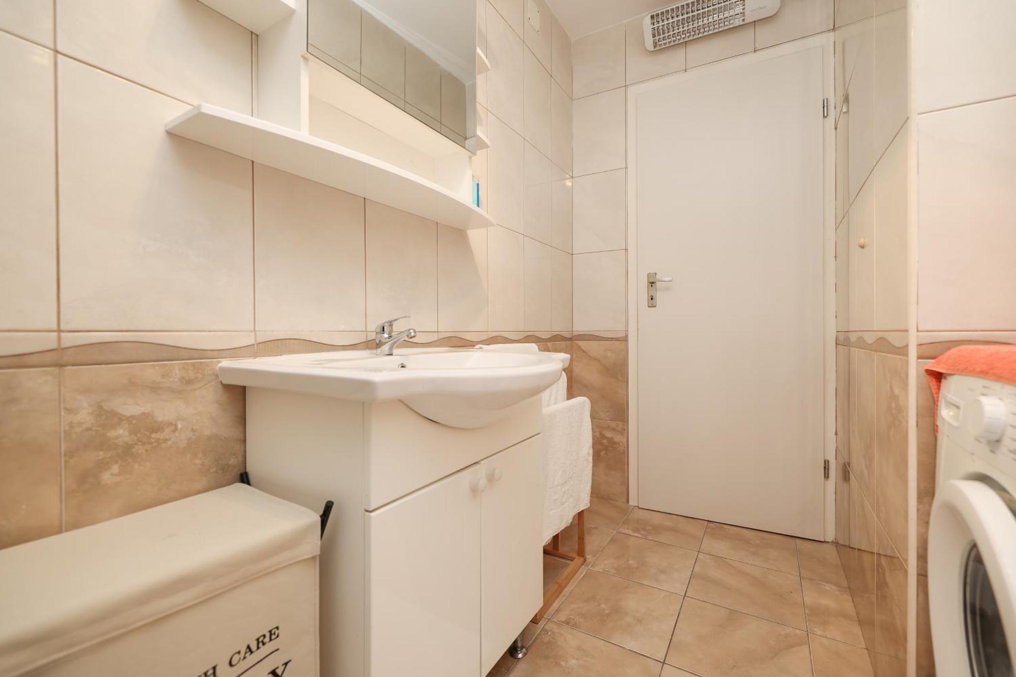 Viva - 2 Bedroom Apt In City Centar Zadar Exterior foto