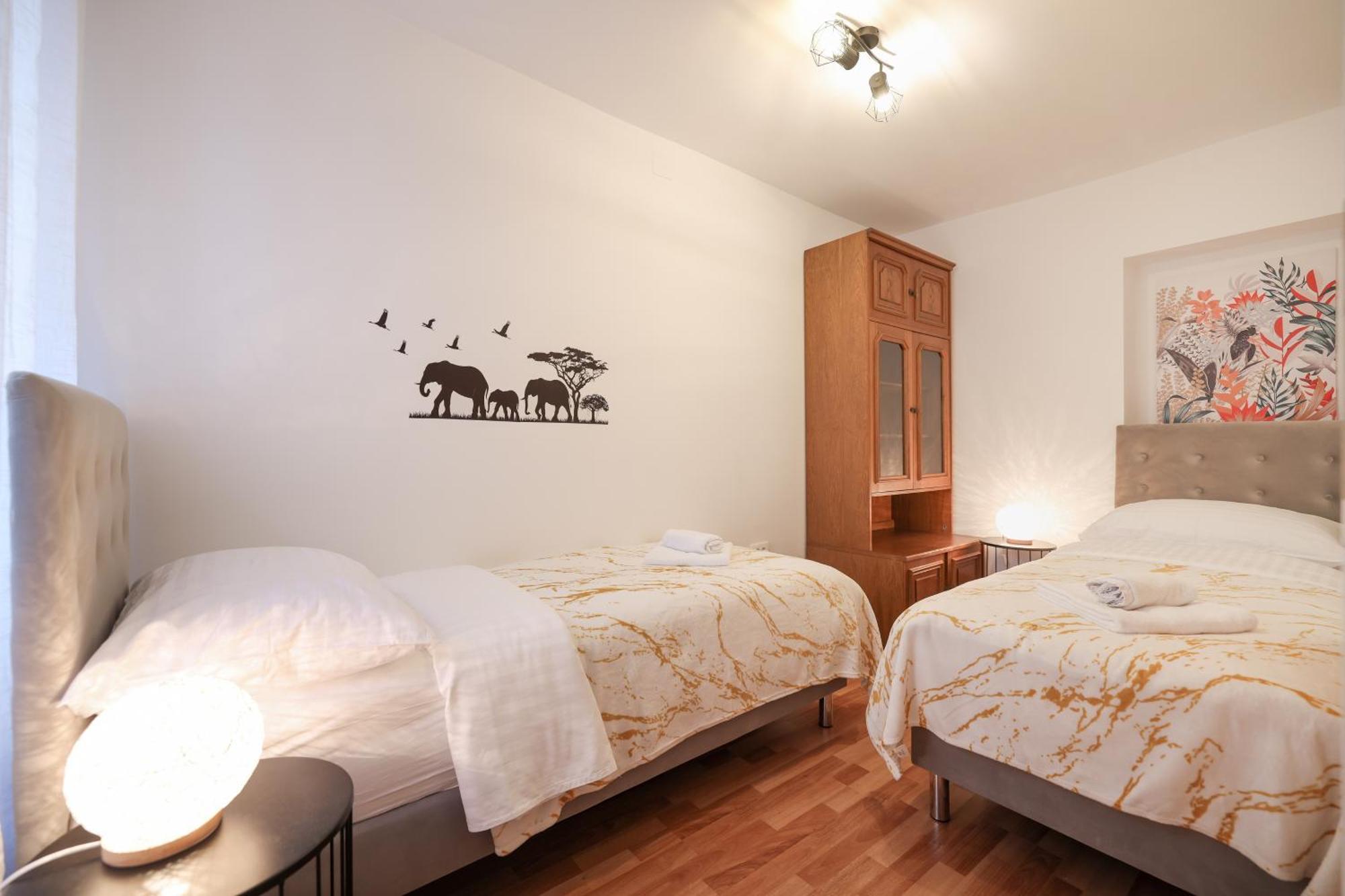 Viva - 2 Bedroom Apt In City Centar Zadar Exterior foto